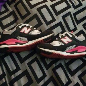 New balance gym shoes